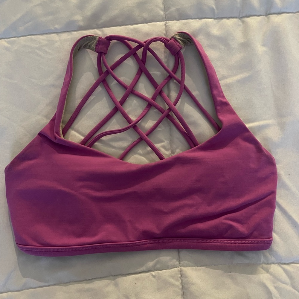 lululemon sports bra